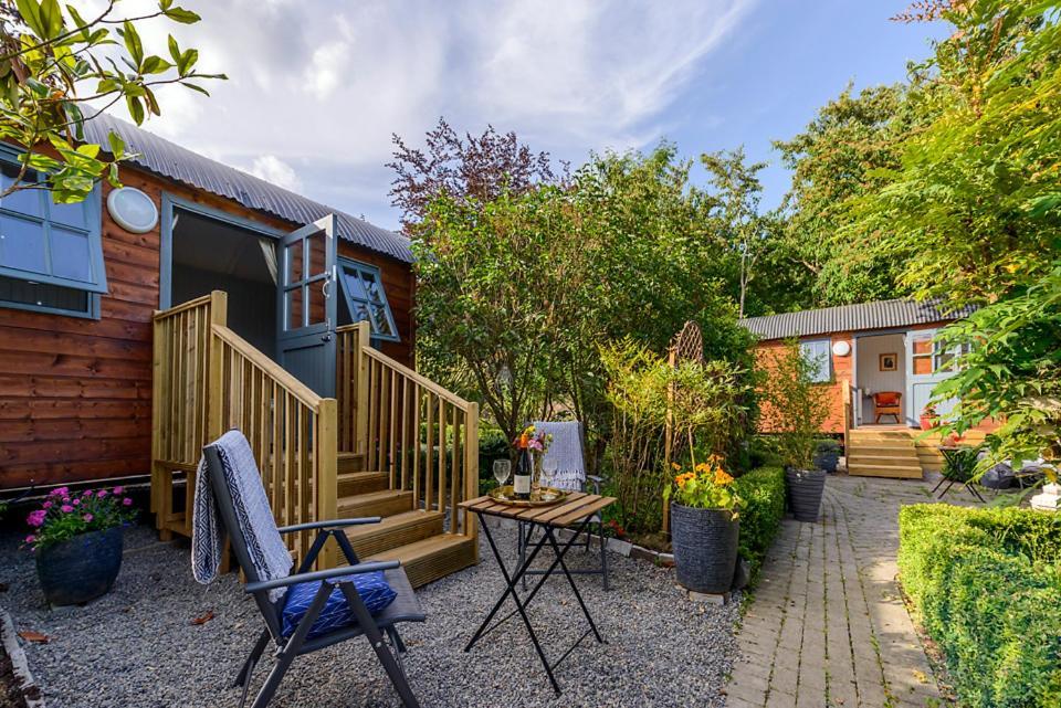 Hawthorn Hut Kilkenny Glamping At Jenkinstown House Hotel Jenkinstown Park ภายนอก รูปภาพ